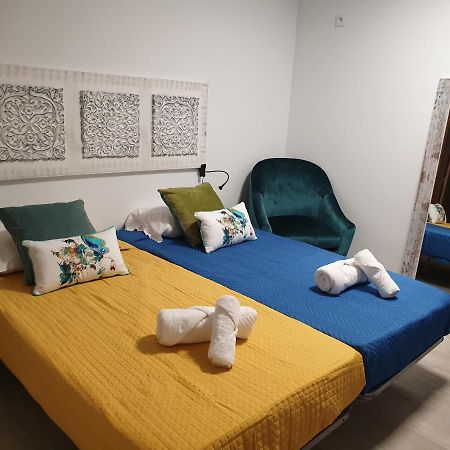 Lisbon Hostel Terminal 4 Екстер'єр фото