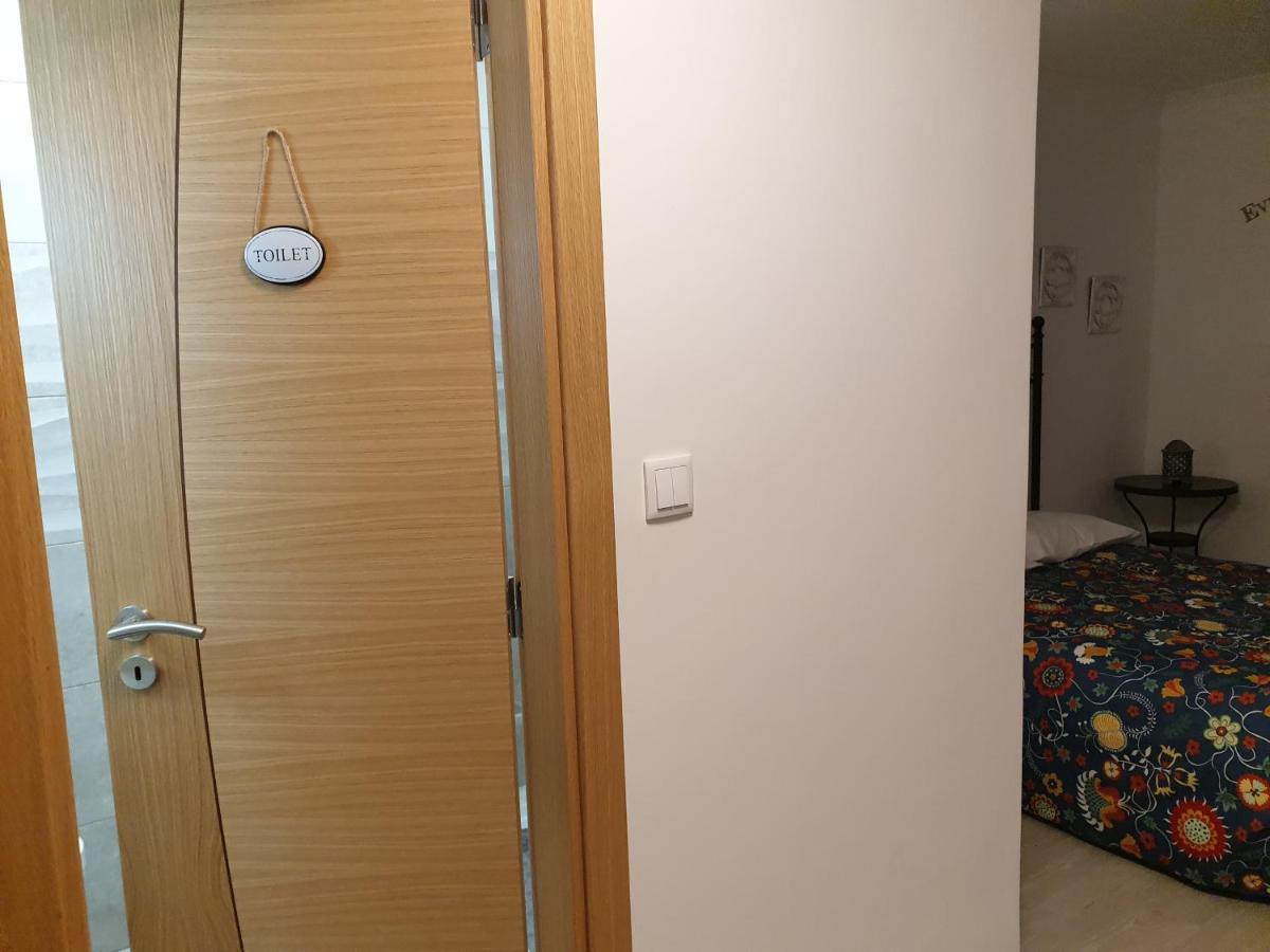 Lisbon Hostel Terminal 4 Екстер'єр фото