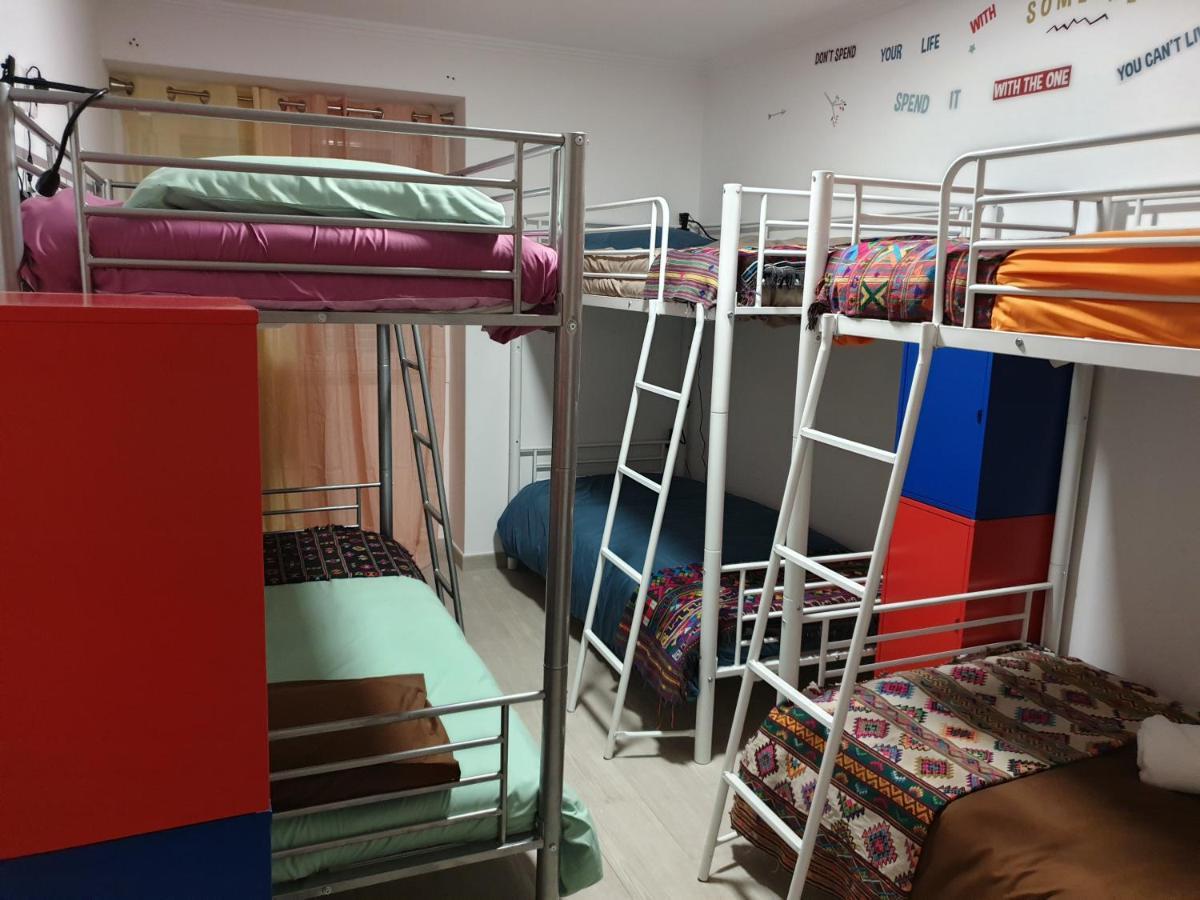 Lisbon Hostel Terminal 4 Екстер'єр фото