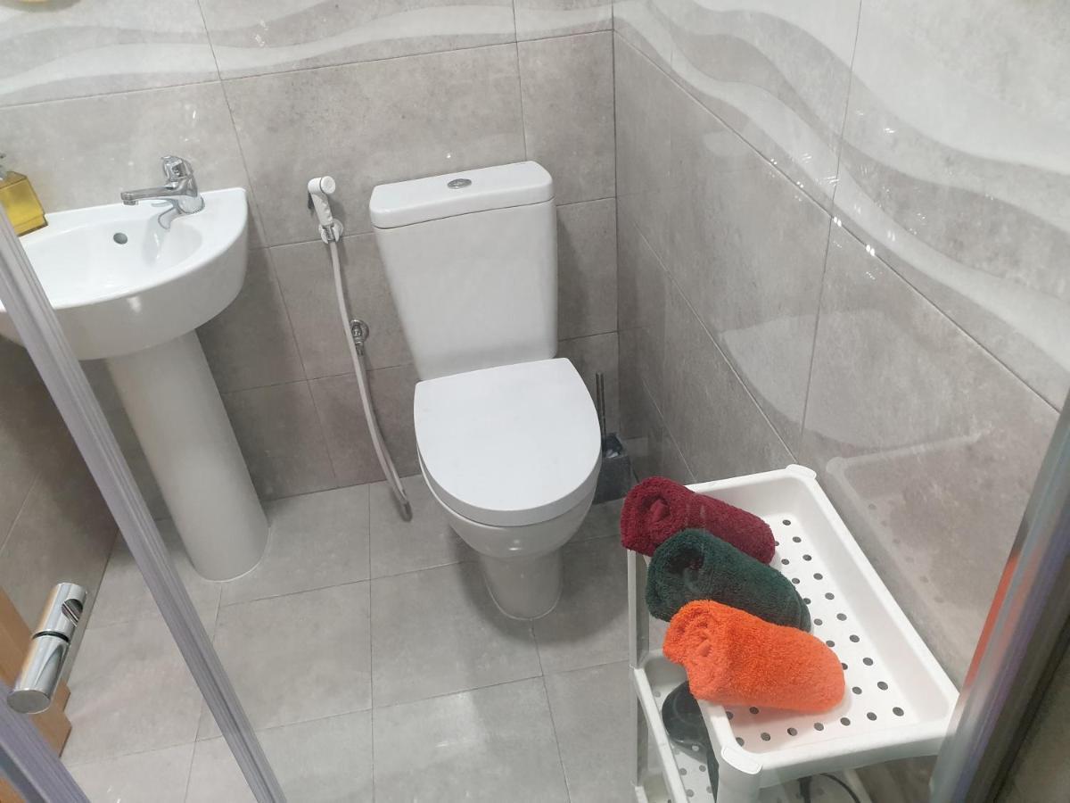 Lisbon Hostel Terminal 4 Екстер'єр фото